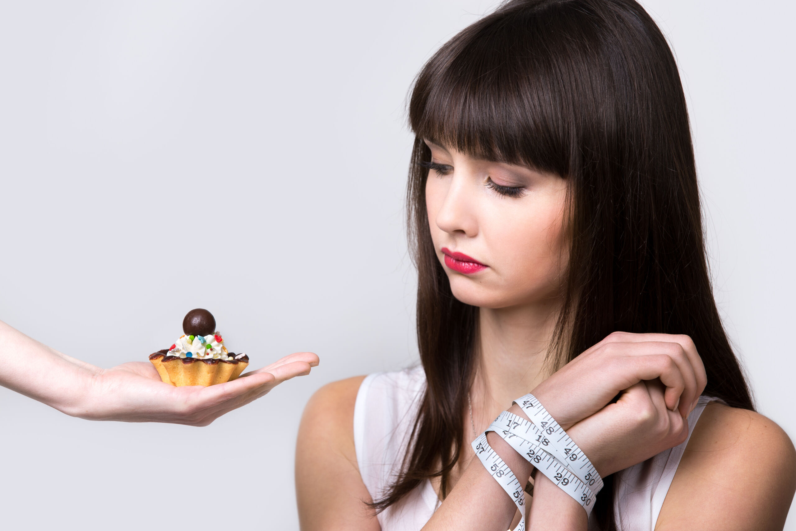 woman looking at tart